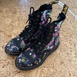 Brand new Dr martens floral boots